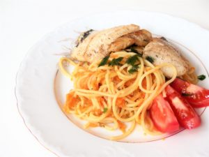 spaghetti warzywno rybne